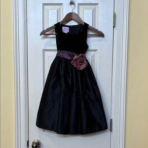 Vintage Plum Pudding Girls Sz 6 Black Velvet Satin Dress Purple Sash Formal Wedd